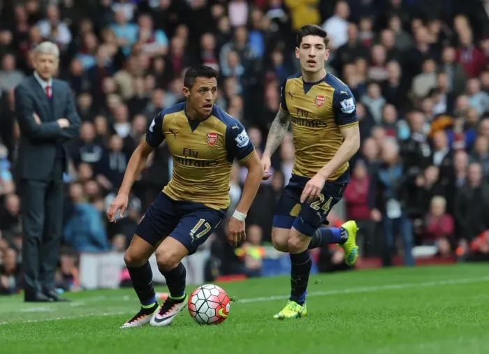 Framed Print : Alexis Sanchez and Hector Bellerin (Arsenal) Framed Print : Alexis Sanchez and Hector Bellerin (Arsenal)