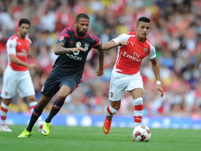 Framed Print : Alexis Sanchez Outsmarts Bebe: Agile Moves at 2014-15 Emirates Cup Framed Print : Alexis Sanchez Outsmarts Bebe: Agile Moves at 2014-15 Emirates Cup