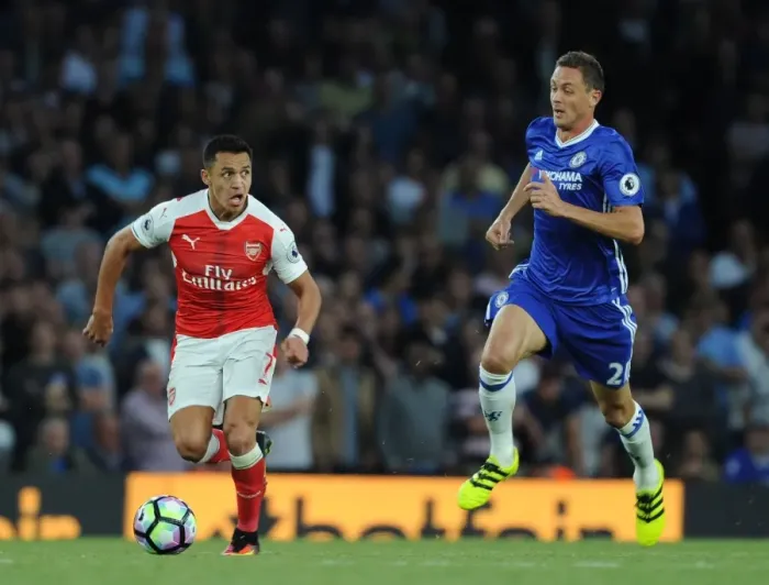 Framed Print : Alexis Sanchez Outsmarts Matic: Arsenal's Masterclass Over Chelsea, 2016-17 Premier League