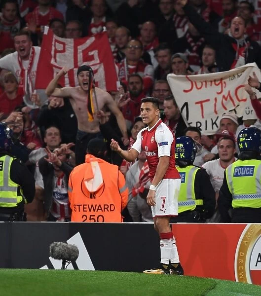 Alexis Sanchez Prepares Corner Amidst 1. FC Koeln Fans at Arsenal's Emirates Stadium - UEFA Europa League 2017