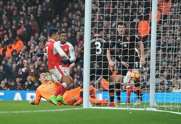 Alexis Sanchez Scores for Arsenal Against Hull City in 2017 Premier League Match