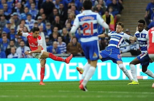 Alexis Sanchez Scores in Arsenal's FA Cup Semi-Final Victory over Reading (April 18, 2015)