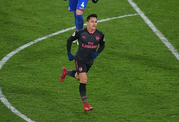 Alexis Sanchez Scores Arsenal's Second Goal Against Crystal Palace (2017-18)