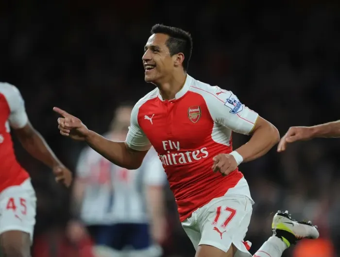Framed Print : Alexis Sanchez Scores Arsenal's Second Goal vs. West Bromwich Albion (2015-16) Framed Print : Alexis Sanchez Scores Arsenal's Second Goal vs. West Bromwich Albion (2015-16)
