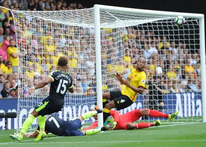 Framed Print : Alexis Sanchez Scores Arsenal's Second Goal vs Watford, Premier League 2016-17 Framed Print : Alexis Sanchez Scores Arsenal's Second Goal vs Watford, Premier League 2016-17