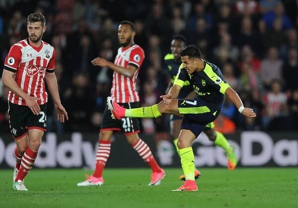 Alexis Sanchez Scores First Goal: Arsenal's Premier League Victory over Southampton (2016-17)