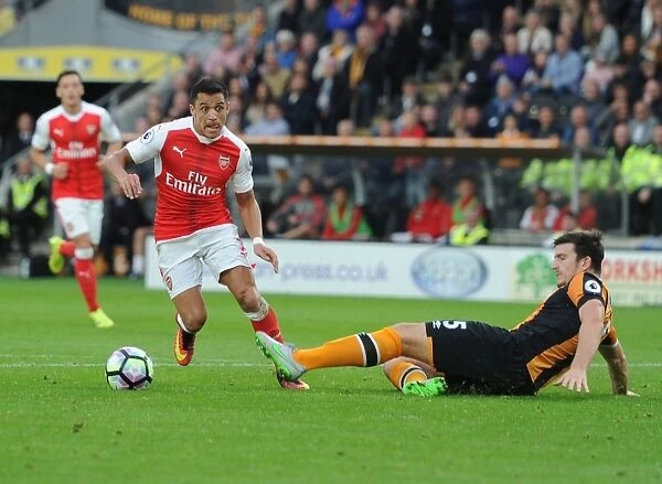 Alexis Sanchez Scores His Third Goal: Hull City vs. Arsenal, Premier League 2016-17