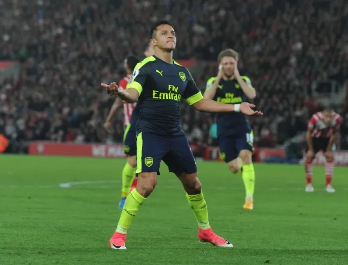 Framed Print : Alexis Sanchez Scores the Opener: Arsenal's Triumph at Southampton (2016-17) Framed Print : Alexis Sanchez Scores the Opener: Arsenal's Triumph at Southampton (2016-17)