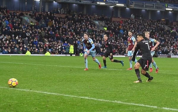 Alexis Sanchez Scores Penalty for Arsenal against Burnley (2017-18)