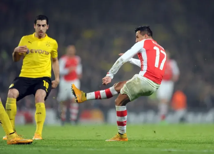 Framed Print : Alexis Sanchez Scores Second Goal: Arsenal FC vs Borussia Dortmund, UEFA Champions League, 2014 Framed Print : Alexis Sanchez Scores Second Goal: Arsenal FC vs Borussia Dortmund, UEFA Champions League, 2014