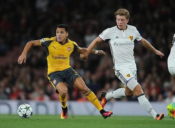Alexis Sanchez Stuns Basel: Arsenal Star Scores Thrilling Goal in 2016-17 Champions League Clash
