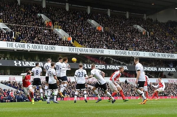 Alexis Sanchez Takes Free Kick: Intense Rivalry - Tottenham vs. Arsenal, Premier League 2015-16