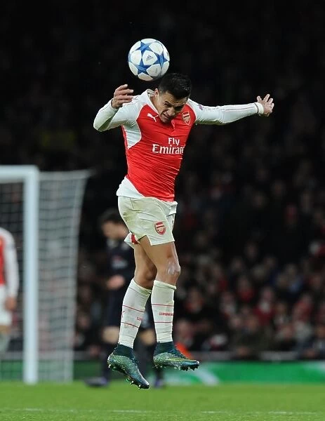 Alexis Sanchez vs. Dinamo Zagreb: Arsenal's Star Forward Faces Off in the 2015-16 UEFA Champions League