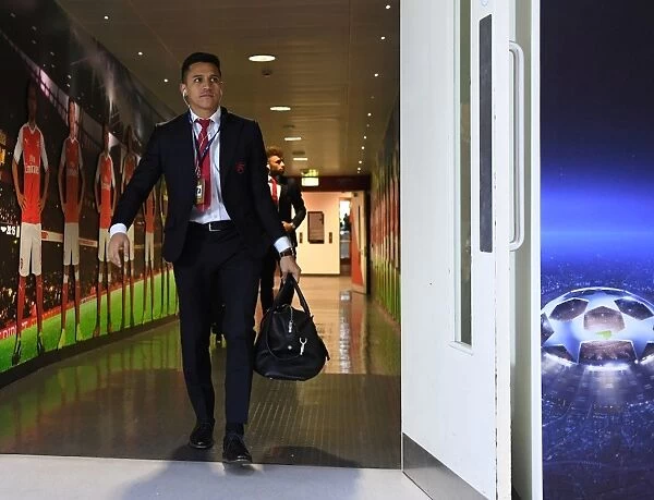 Alexis Sanchez's Arrival: Arsenal vs. Bayern Munich, Champions League 2017, Emirates Stadium