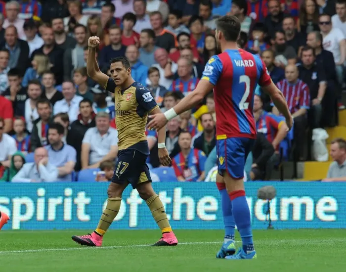 Framed Print : Alexis Sanchez's Brace: Arsenal's Triumph Over Crystal Palace in the 2015-16 Premier League