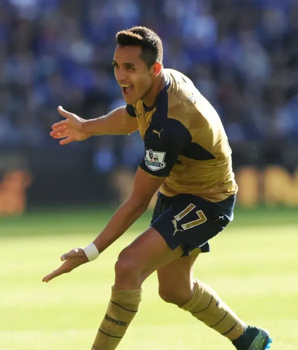 Framed Print : Alexis Sanchez's Brace: Arsenal's Triumph over Leicester City (2015 / 16) Framed Print : Alexis Sanchez's Brace: Arsenal's Triumph over Leicester City (2015 / 16)