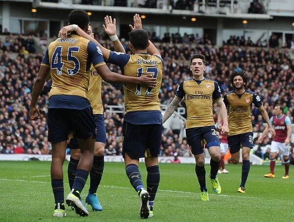 Alexis Sanchez's Brace: Arsenal's Victory Over West Ham United in the 2015-16 Premier League