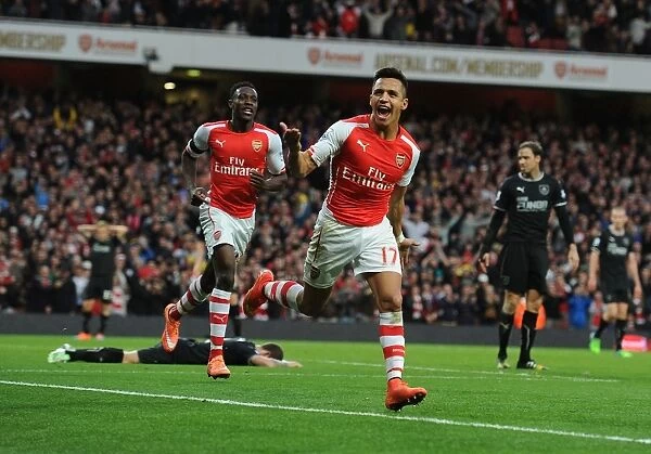 Alexis Sanchez's Debut Goal: Arsenal 1-0 Burnley (2014 / 15)