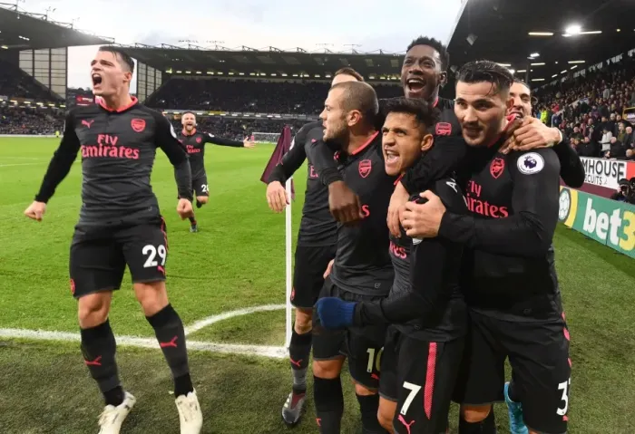 Framed Print : Alexis Sanchez's Goal: Burnley vs. Arsenal, Premier League 2017-18