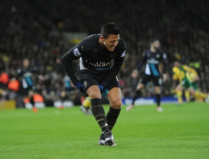 Framed Print : Alexis Sanchez's Injury Marrs Arsenal's Norwich Clash (2015-16) Framed Print : Alexis Sanchez's Injury Marrs Arsenal's Norwich Clash (2015-16)