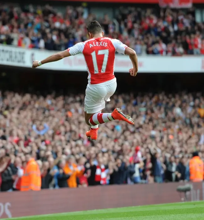 Framed Print : Alexis Sanchez's Strike: Arsenal vs Hull City, Premier League 2014-15 Framed Print : Alexis Sanchez's Strike: Arsenal vs Hull City, Premier League 2014-15