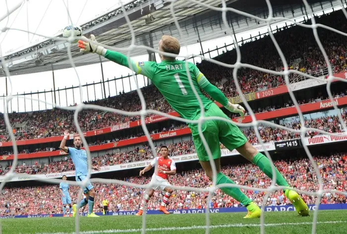 Framed Print : Alexis Sanchez's Stunner: Arsenal's Game-Changing Goal vs. Manchester City, 2014-15 Premier League