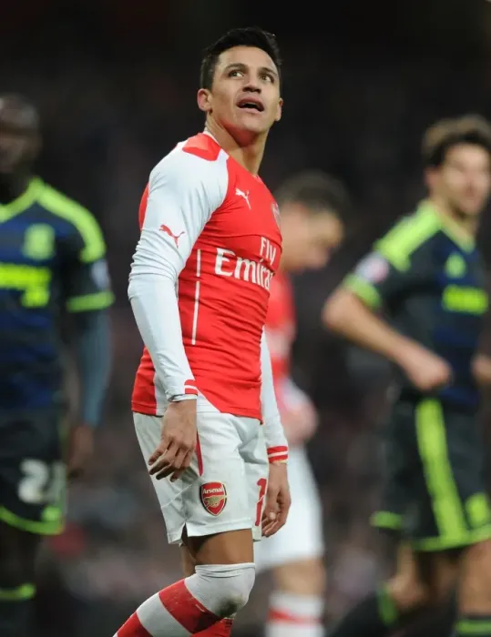 Framed Print : Alexis Sanchez's Thrilling Performance: Arsenal's FA Cup Triumph over Middlesbrough