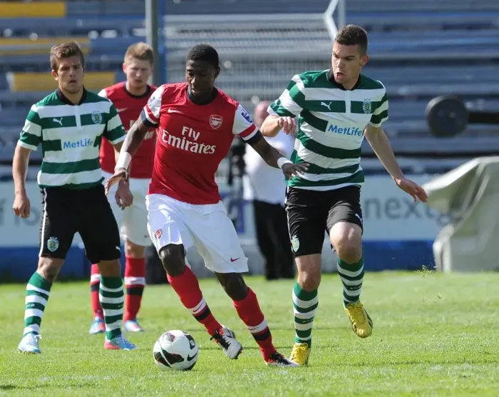 Framed Print : Alfred Mugabo (Arsenal) Luka Stojanovic (Sporting). Arsenal U19 1: 3 Sporting Lisbon U19 Framed Print : Alfred Mugabo (Arsenal) Luka Stojanovic (Sporting). Arsenal U19 1: 3 Sporting Lisbon U19