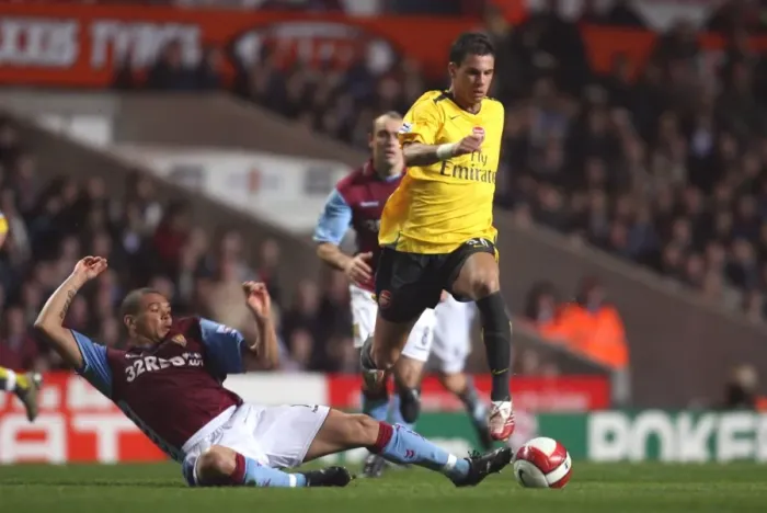 Framed Print : Aliadiere vs. Bouma: Arsenal's Edge in the 0:1 Victory over Aston Villa, Barclays Premiership, 2007 Framed Print : Aliadiere vs. Bouma: Arsenal's Edge in the 0:1 Victory over Aston Villa, Barclays Premiership, 2007