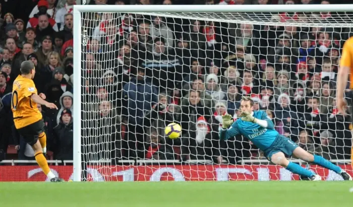 Framed Print : Almunia Saves Geovanni's Penalty: Arsenal's 3-0 Victory over Hull City, 2009