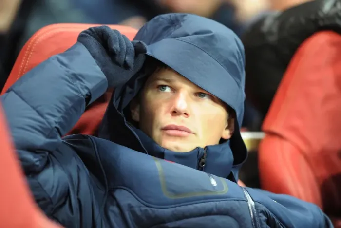 Framed Print : Andre Arshavin of Arsenal the UEFA Champions League Group F match between Arsenal FC