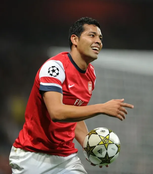 Framed Print : Andre Santos in Action: Arsenal FC vs. FC Schalke 04, UEFA Champions League, 2012