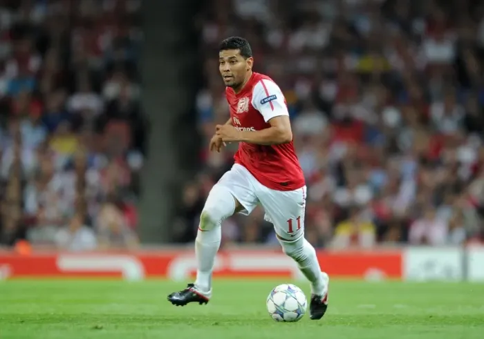 Framed Print : Andre Santos (Arsenal). Arsenal 2: 1 Olympiacos. UEFA Champions League. Group F