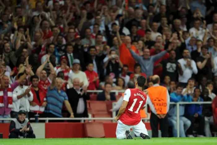 Framed Print : Andre Santos celebrates scoring Arsenals 2nd goal. Arsenal 2: 1 Olympiacos
