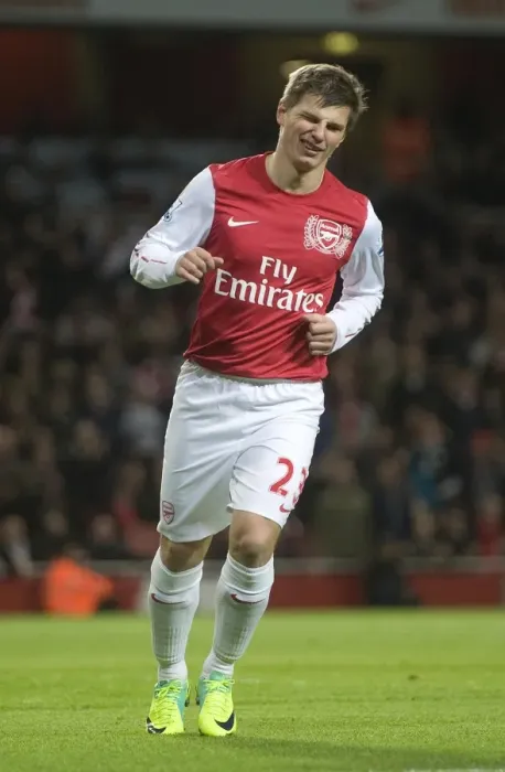 Framed Print : Andrey Arshavin in Action: Arsenal vs. Fulham, 2011-12 Premier League Framed Print : Andrey Arshavin in Action: Arsenal vs. Fulham, 2011-12 Premier League