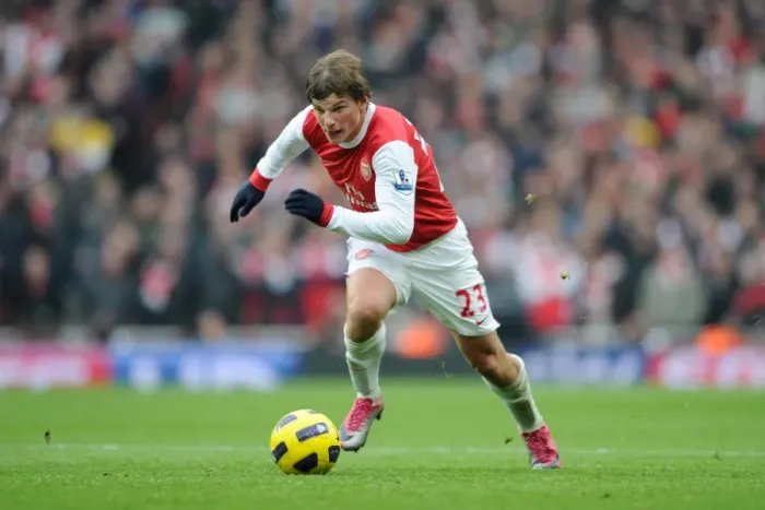 Framed Print : Andrey Arshavin (Arsenal). Arsenal 2: 3 Tottenham Hotspur. Barclays Premier League