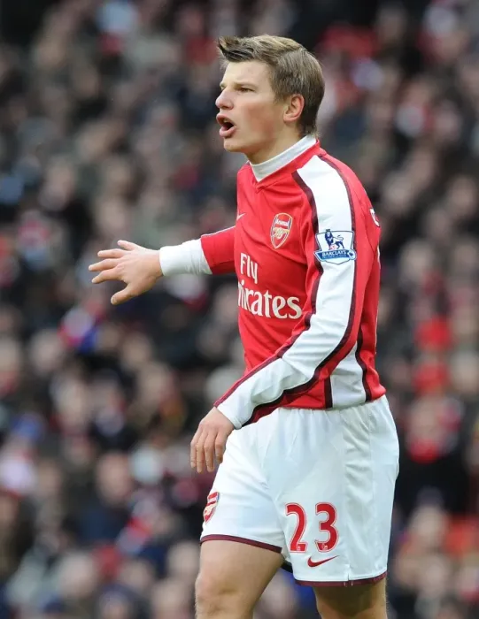 Framed Print : Andrey Arshavin (Arsenal). Arsenal 3: 0 Aston Villa, Barclays Premier League
