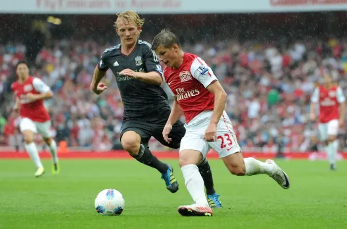 Framed Print : Andrey Arshavin (Arsenal) Dirk Kuyt (Liverpool). Arsenal 0: 2 Liverpool Framed Print : Andrey Arshavin (Arsenal) Dirk Kuyt (Liverpool). Arsenal 0: 2 Liverpool