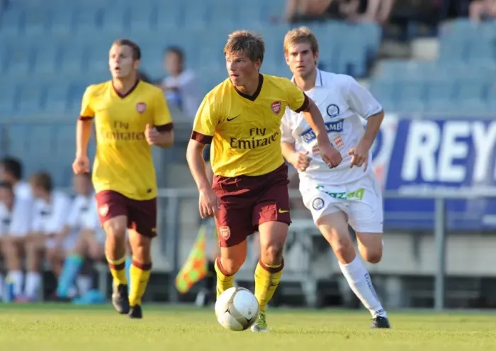 Framed Print : Andrey Arshavin (Arsenal) Ferdinand Feldhofer (Sturm Graz). Sturm Graz 0: 4 Arsenal Framed Print : Andrey Arshavin (Arsenal) Ferdinand Feldhofer (Sturm Graz). Sturm Graz 0: 4 Arsenal