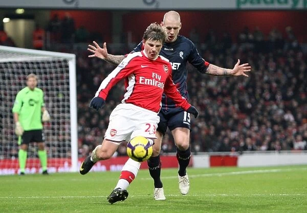 Andrey Arshavin (Arsenal) Gretar Rafn Steinsson (Bolton). Arsenal 4:2 Bolton Wanderers