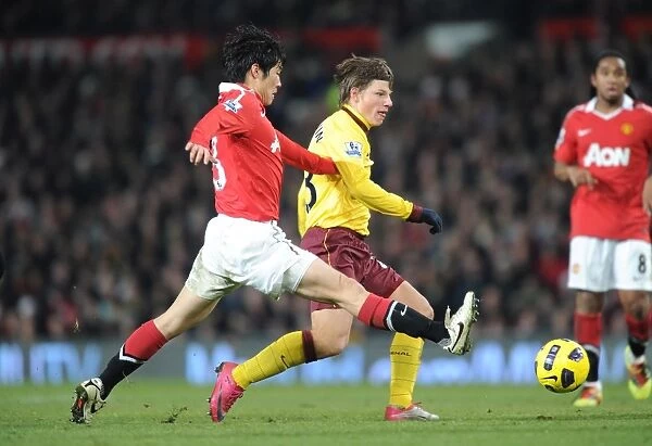 Andrey Arshavin (Arsenal) Ji-Sung Park (Man United). Manchester United 1: 0 Arsenal