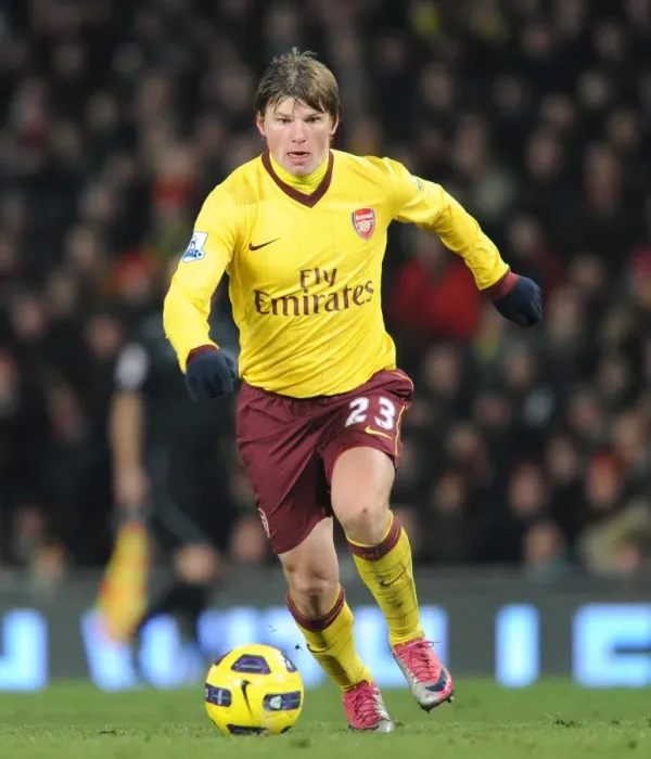 Framed Print : Andrey Arshavin (Arsenal). Manchester United 1: 0 Arsenal, Barclays Premier League Framed Print : Andrey Arshavin (Arsenal). Manchester United 1: 0 Arsenal, Barclays Premier League