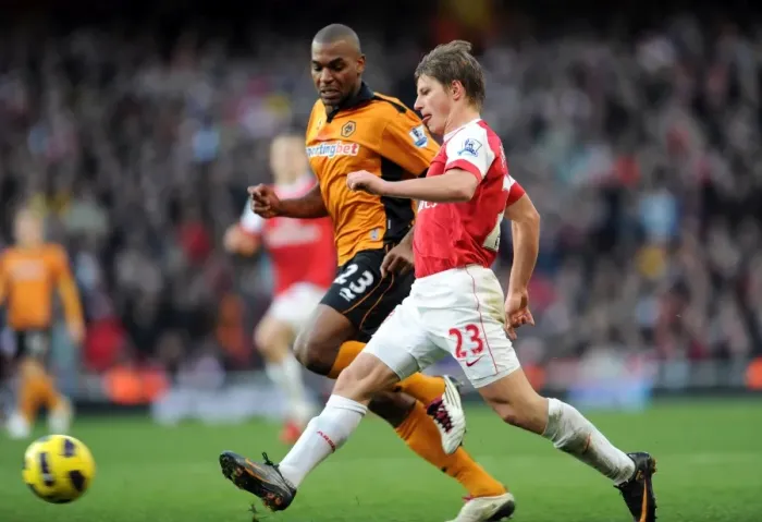 Framed Print : Andrey Arshavin (Arsenal) Ronald Zubar (Wolves). Arsenal 2: 0 Wolverhampton Wanderers Framed Print : Andrey Arshavin (Arsenal) Ronald Zubar (Wolves). Arsenal 2: 0 Wolverhampton Wanderers