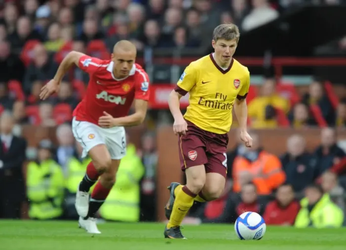 Framed Print : Andrey Arshavin (Arsenal) Wes Brown (Man United). Manchester United 2: 0 Arsenal Framed Print : Andrey Arshavin (Arsenal) Wes Brown (Man United). Manchester United 2: 0 Arsenal