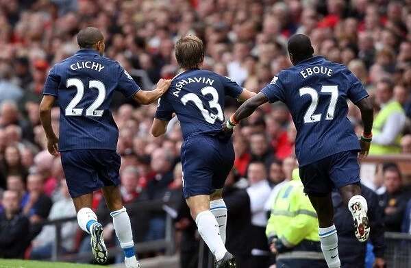 Andrey Arshavin celebrates scoring Arsenals goal with