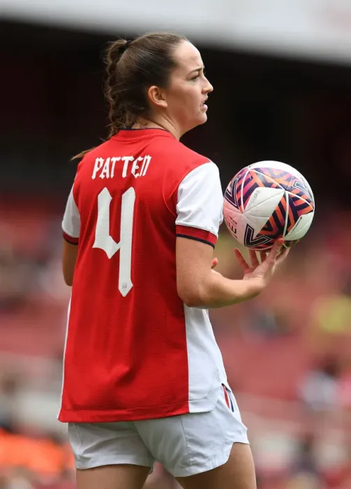 Framed Print : Anna Patten in Action: Arsenal Women vs. Chelsea Women, Emirates Stadium, 2021-22 Season