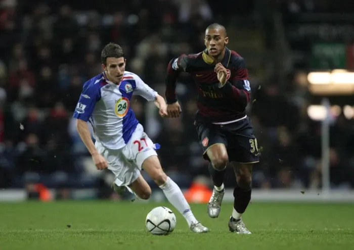 Framed Print : Armand Traore (Arsenal) Matt Derbyshire (Blackburn)
