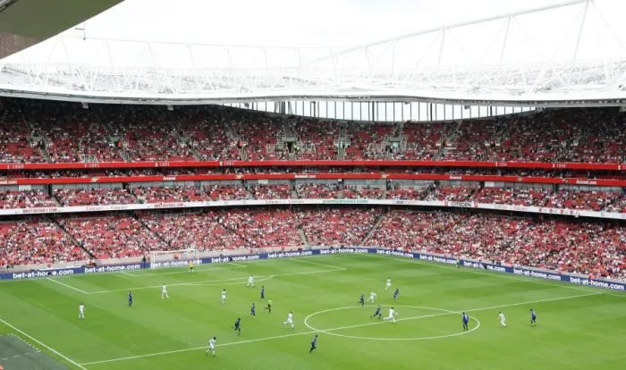 Framed Print : Arsenal 0-1 Juventus: Emirates Stadium Clash (2008) Framed Print : Arsenal 0-1 Juventus: Emirates Stadium Clash (2008)