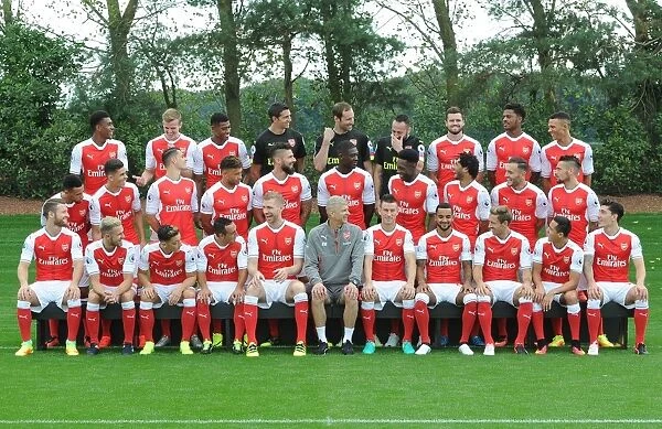 Arsenal 16-17: A Season of Unforgettable Talent