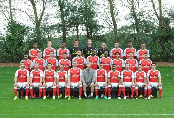 Arsenal 1st Team Squad: 2016-17 Season - The Complete Lineup at London Colney